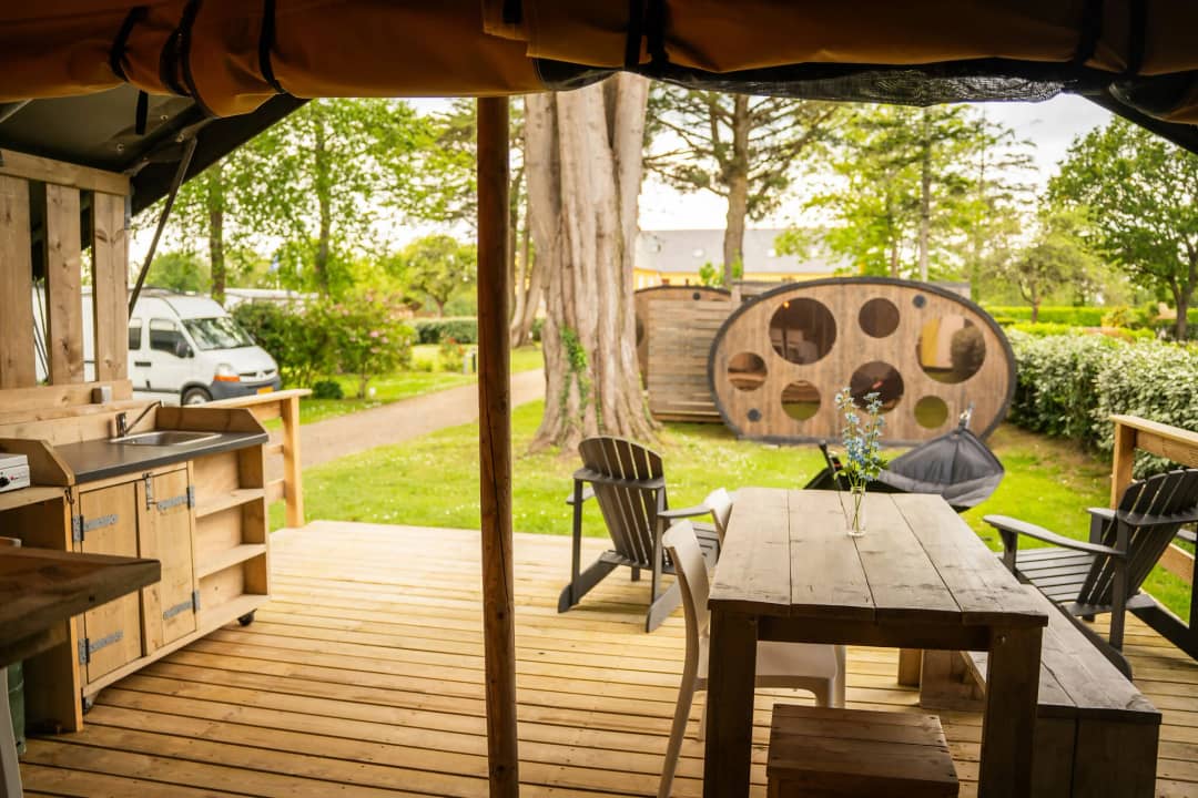 Safari Lodge 2-4P