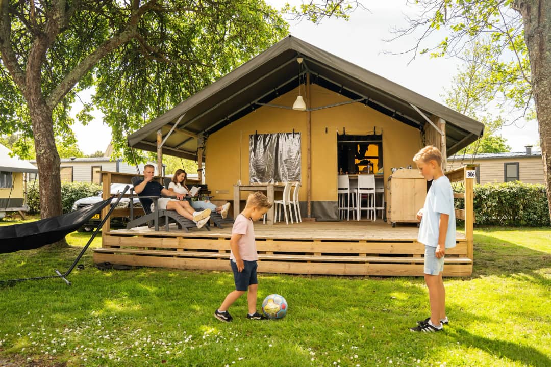 Safari Lodge 2-4P