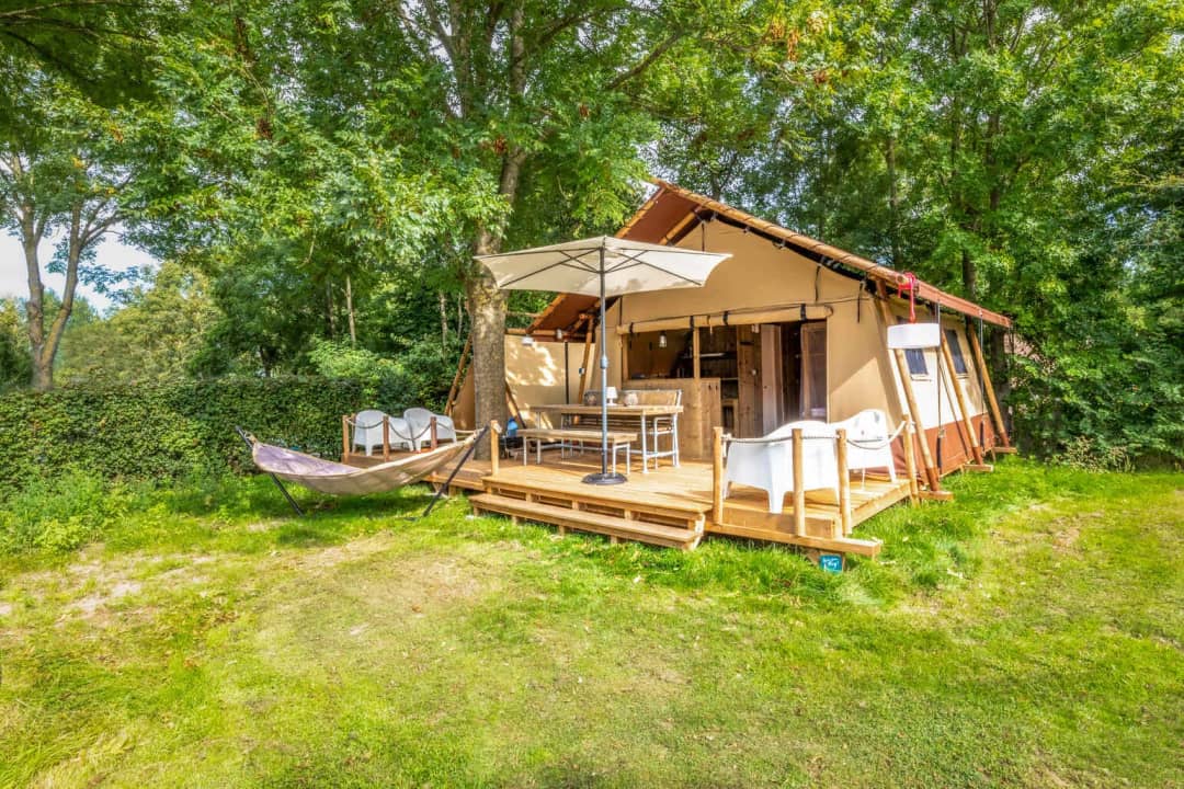Cozy Lodge 2-4P + Teeny Lodge