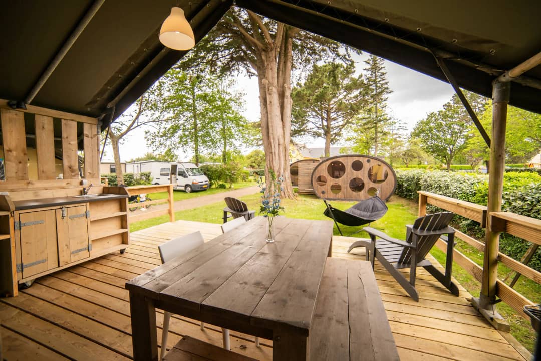 Safari Lodge 2-4P